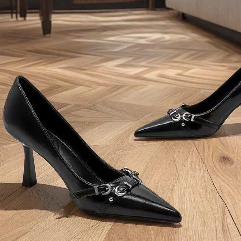 Light single shoes autumn and winter new black thin heels French beautiful pointed temperament high heels women