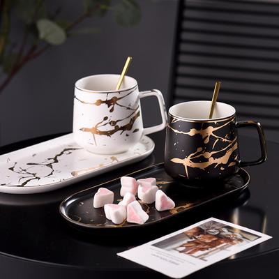 Assiette à Petit-Déjeuner Porcelaine Marbre et Soucoupe Set pour une Personne Nordique Marbré Céramique Mug à Lait tasse à café et set de soucoupe créatif