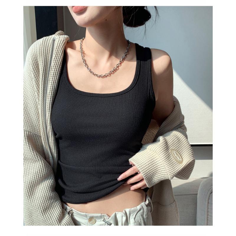 Spring and summer new slim-fit all-match nipple-covering U-neck women's knitted vest