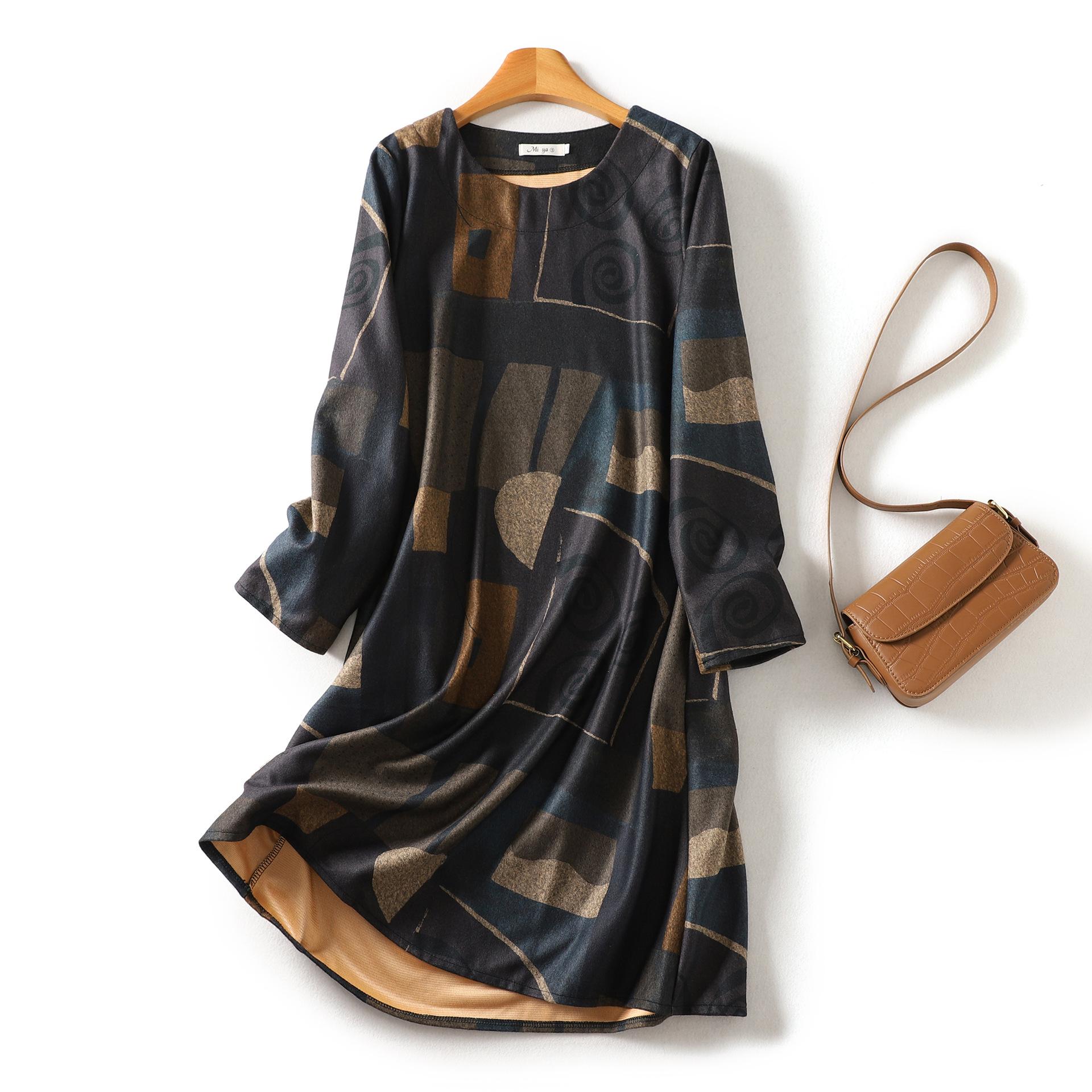 

2025 весна и осень новая шерстяная юбка с длинными рукавами и принтом женская одежда больших размеров женская одежда свободного покроя среднее и длинное платье 2XL