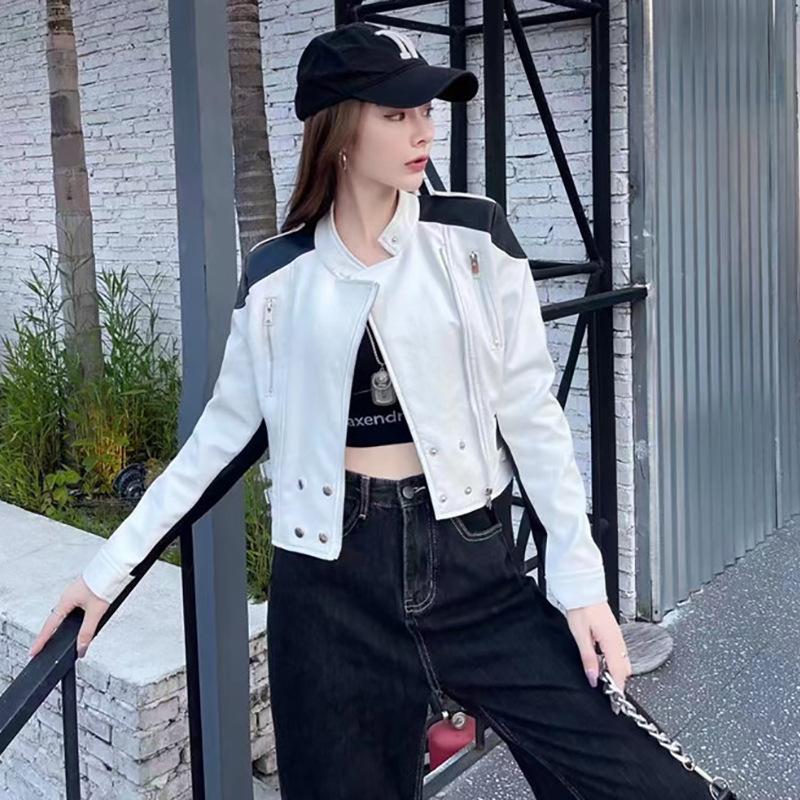 Jaqueta de couro pequena para mulheres primavera e outono novo design de moda personalidade cor contrastante jaqueta curta de motocicleta