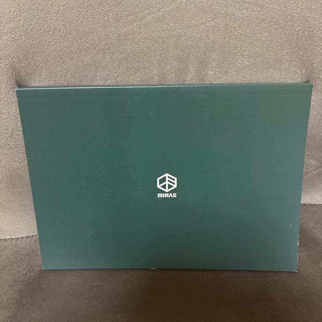 [USED] MIRAE MARVELOUS Autographed Album