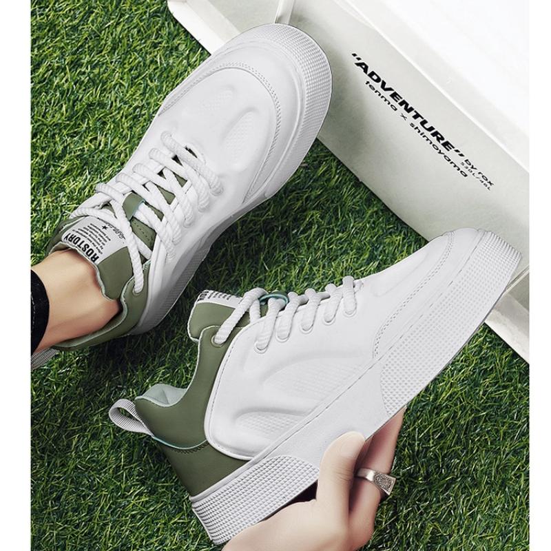 2025 Casual Board Shoes Men Gym Sports Shoes Male Fashionable and Versatile Breathable Anti Slip and Wear Resistant Shoes