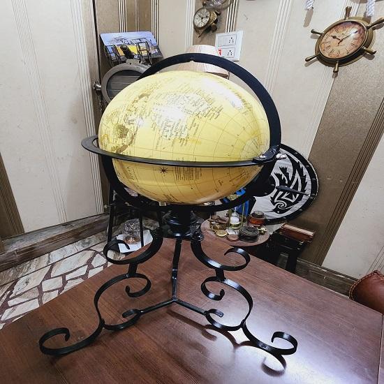 World Vintage Globe 58.42 Cm Groomsmen Gift