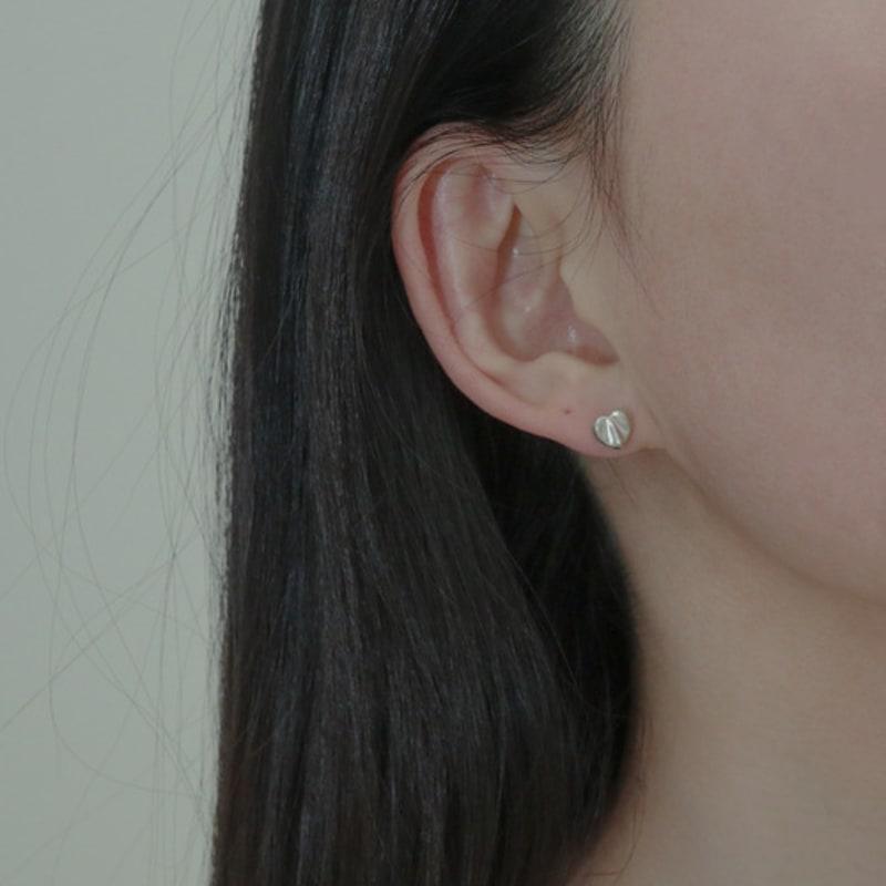 

SUIOVE Heart wave Piercing Needle length 8mm (1 piece)