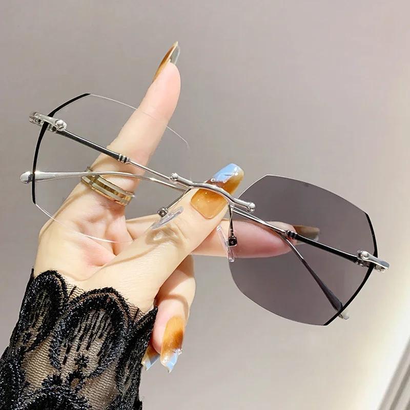 Frameless Photochromic Myopia Glasses Anti-blue Light Ultra-bright Glossy Edge Frame Trendy Glasses for Near-sightedness Eyewear