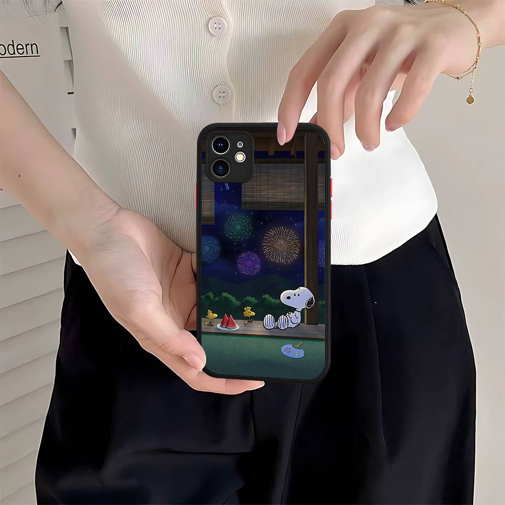 Cute Cartoon S-Snoopys For IPhone 16 15 14 13 12 11 Pro Max X XS MAX Plus Translucent Black Phone Cover