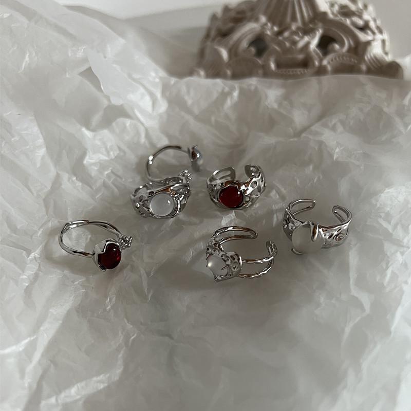 Vintage Silver Color Red Oval Ring For Women Trendy Elegant Irregular Natural Stone Luxury Ring Woman Y2K Aesthetic Jewelry Gift