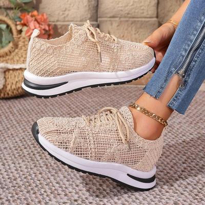 Fashion Casual Breathable Mesh Sports Shoes Women Summer Lace Up Soft Sole Medium Heel Sneaker Fashion Lace Hollow Out Running Shoes