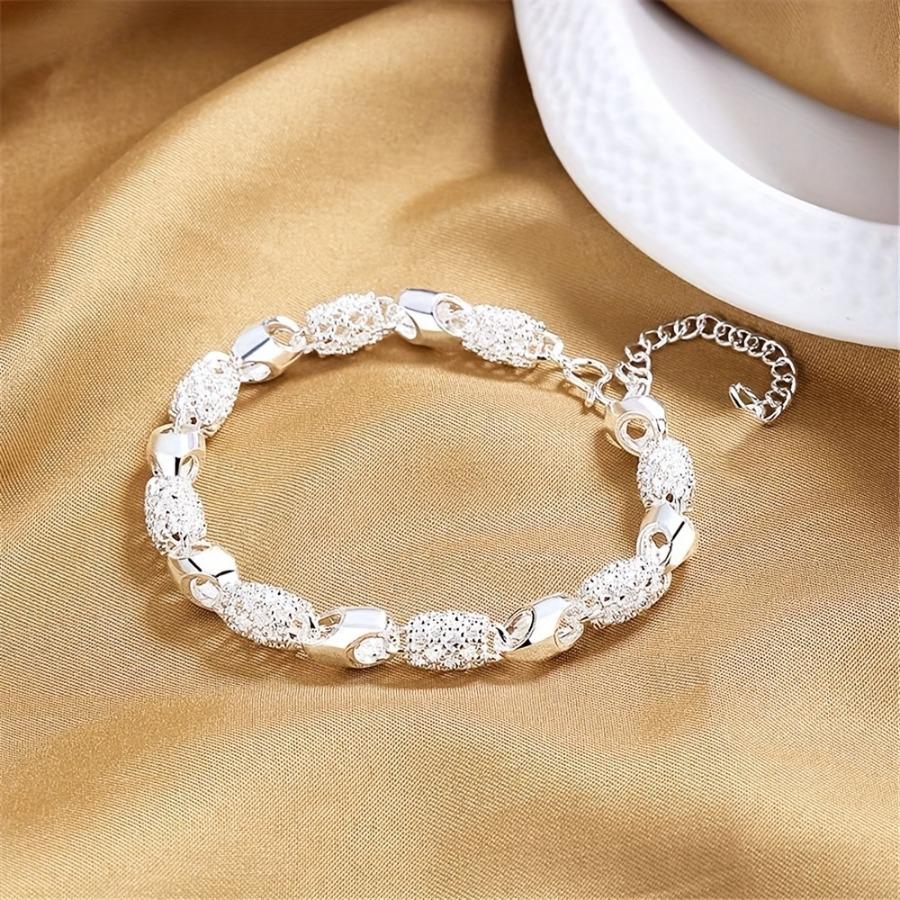 Luxury Oval Carved Hollow Bead Bracelet - Simple and Elegant Jewelry for Women - Ideal for Daily Wear and Gift Occasions - Suitable for All Seasons
