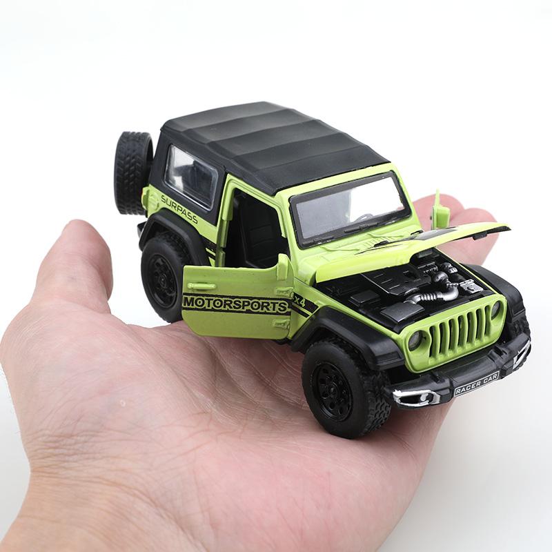 (Bagged) 1/36 Scale Jeep Wrangler Four-Door Off-Road Pullback Toy Car, Die-Cast Metal, Boy'S Toy, Powerful Pullback.