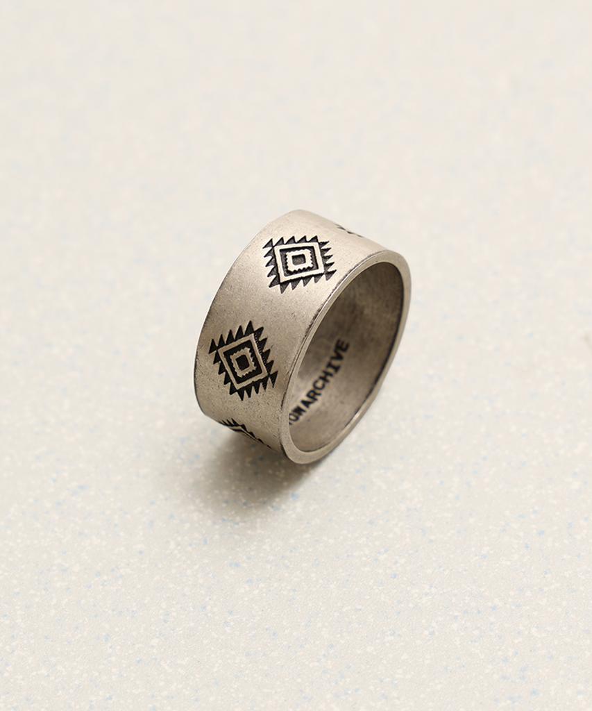 Towtow Archive Sani Stamp Wide Narrow Ring Set Silver Burnished