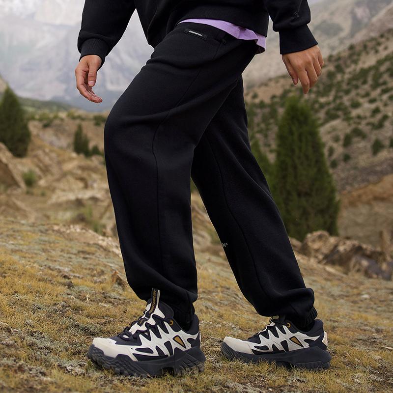Li Ning CF Adventure Series Bold Fun Wild Letter Print Cuffed Loose Fleece Knit Sports Pants Men Pants Black AKLTA99-1