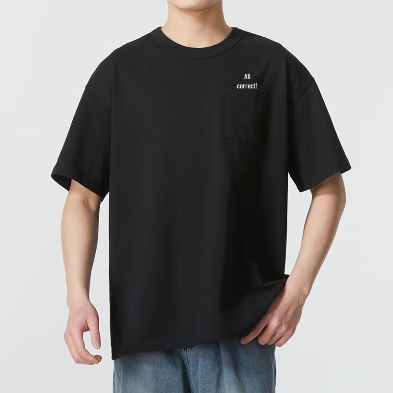 

Nike Men s Summer Short Sleeve T-Shirt HF6594-010 L