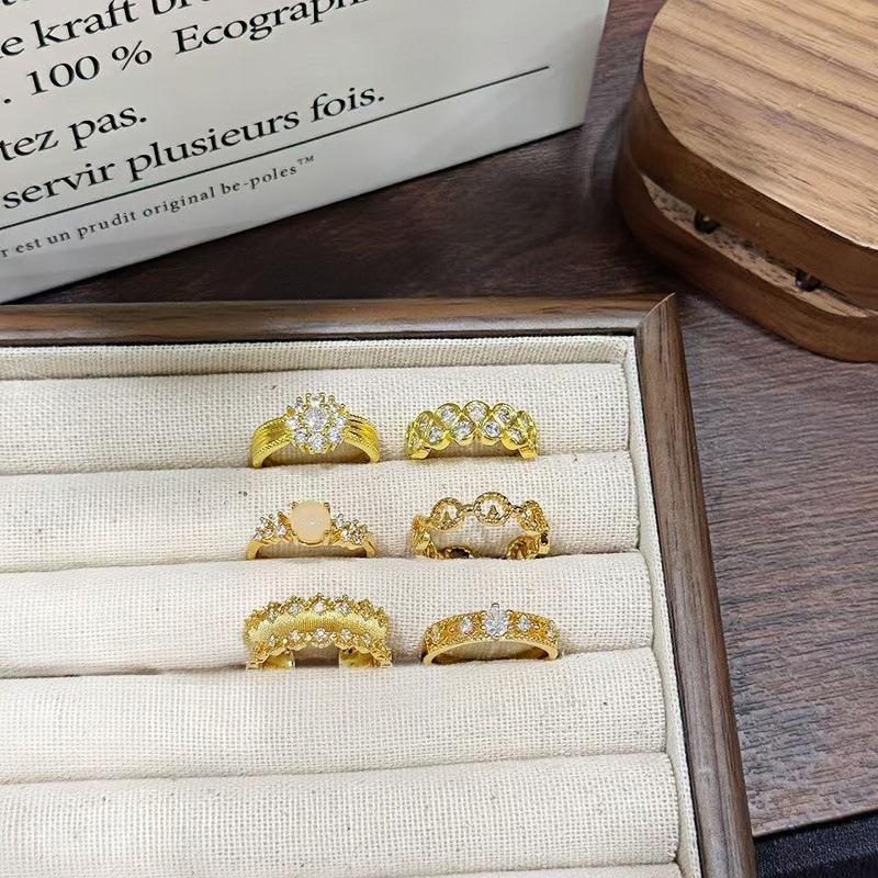 Vintage Court Style Medieval Vintage Open Ring Old Money Wind Full Diamond Super Fairy Ring Girl