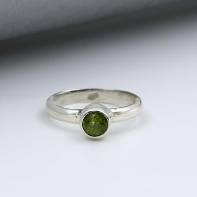 Solid 925 Sterling Silver Ring, Peridot Gemstone Ring, Handmade Ring, Stacking Ring, Birthstone Ring, Statement Ring