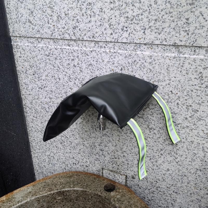 2Pcs Durable Leather Faucet Covers for Winter Protect Practical Water Spigot Insulated Wraps for Garden and Patios