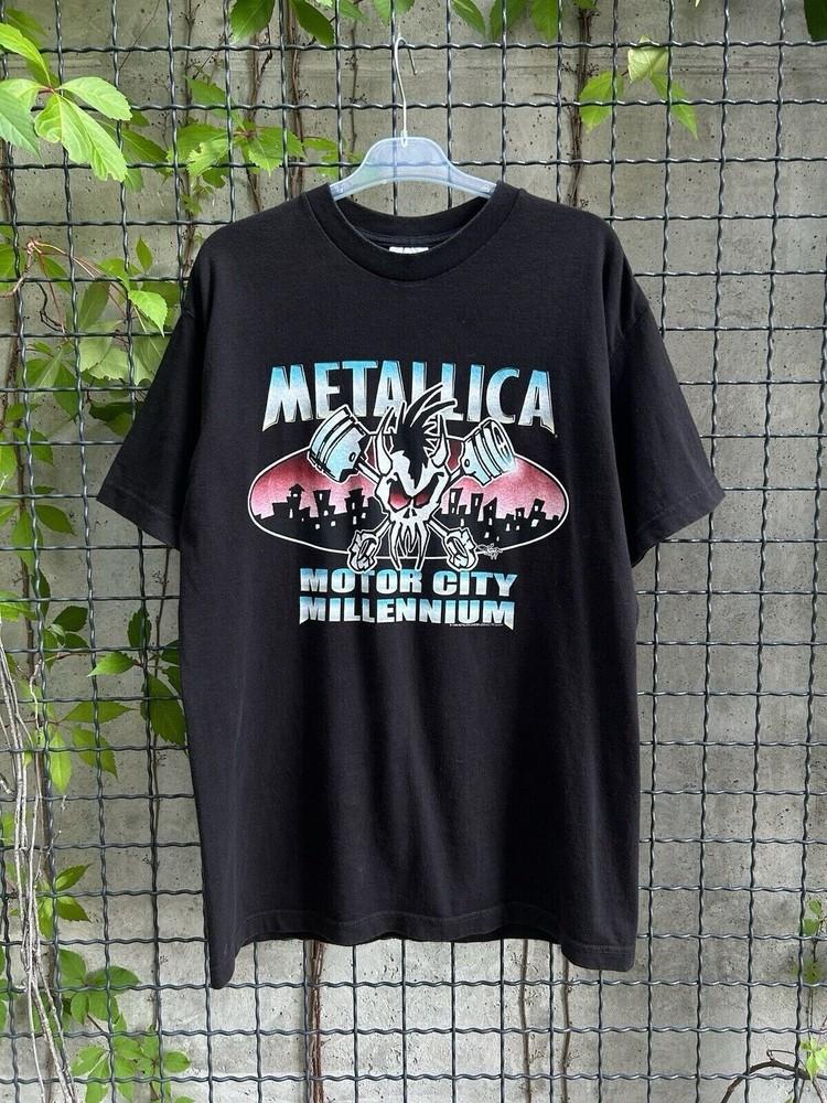Metallica Vintage 1999 Motor City Millennium Tour T-shirt M610 Unisex T-Shirt S