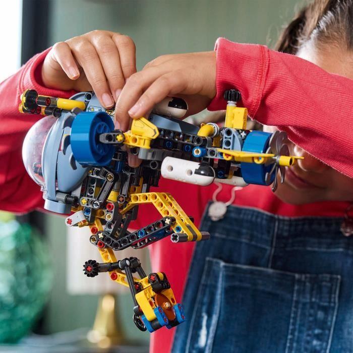 LEGO Technic 42201 Le sous marin de recherche en haute mer - Jeu de construction dès 9 ans