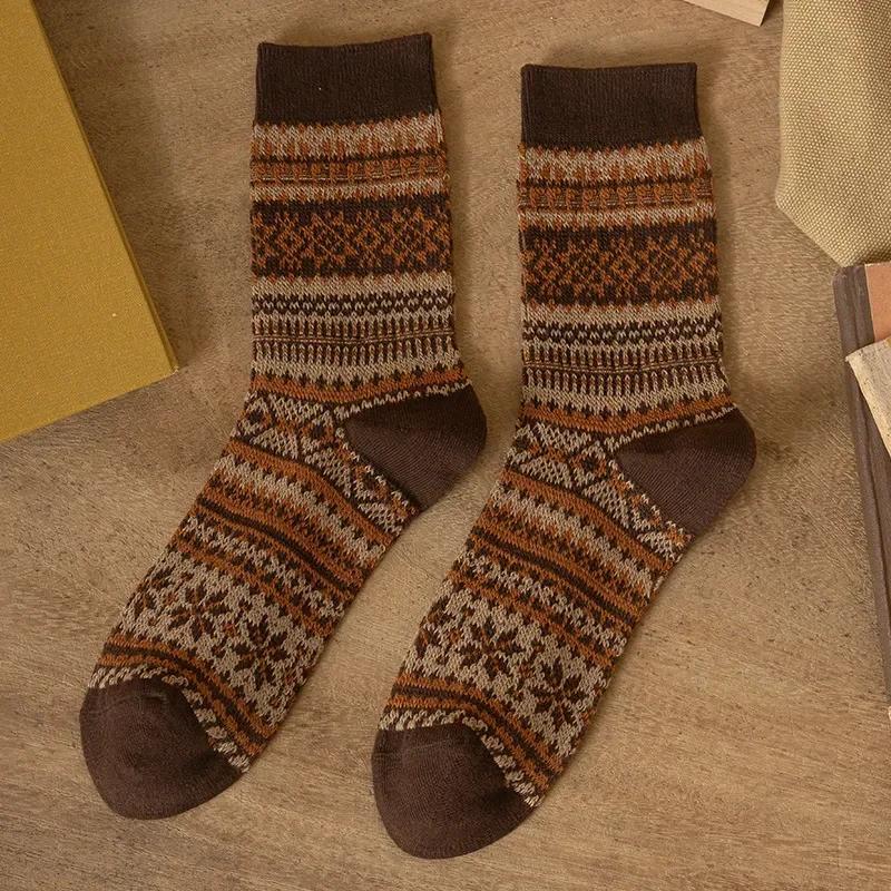 Herrensocken Herbst Winter Mode Retro Geometrische Muster Mittelhohe Socken Herren Japanische Mode Ethnisch Vintage Lange Socken