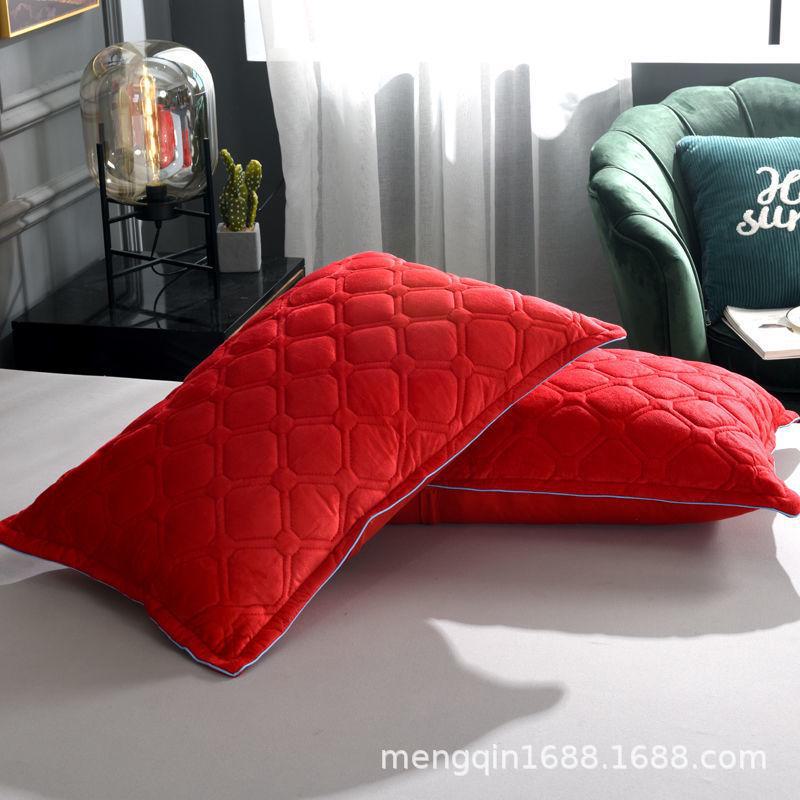Crystal Velvet Pillowcase 48x74: Autumn/Winter Quilted Flange, Thick, Warm Milk Velvet