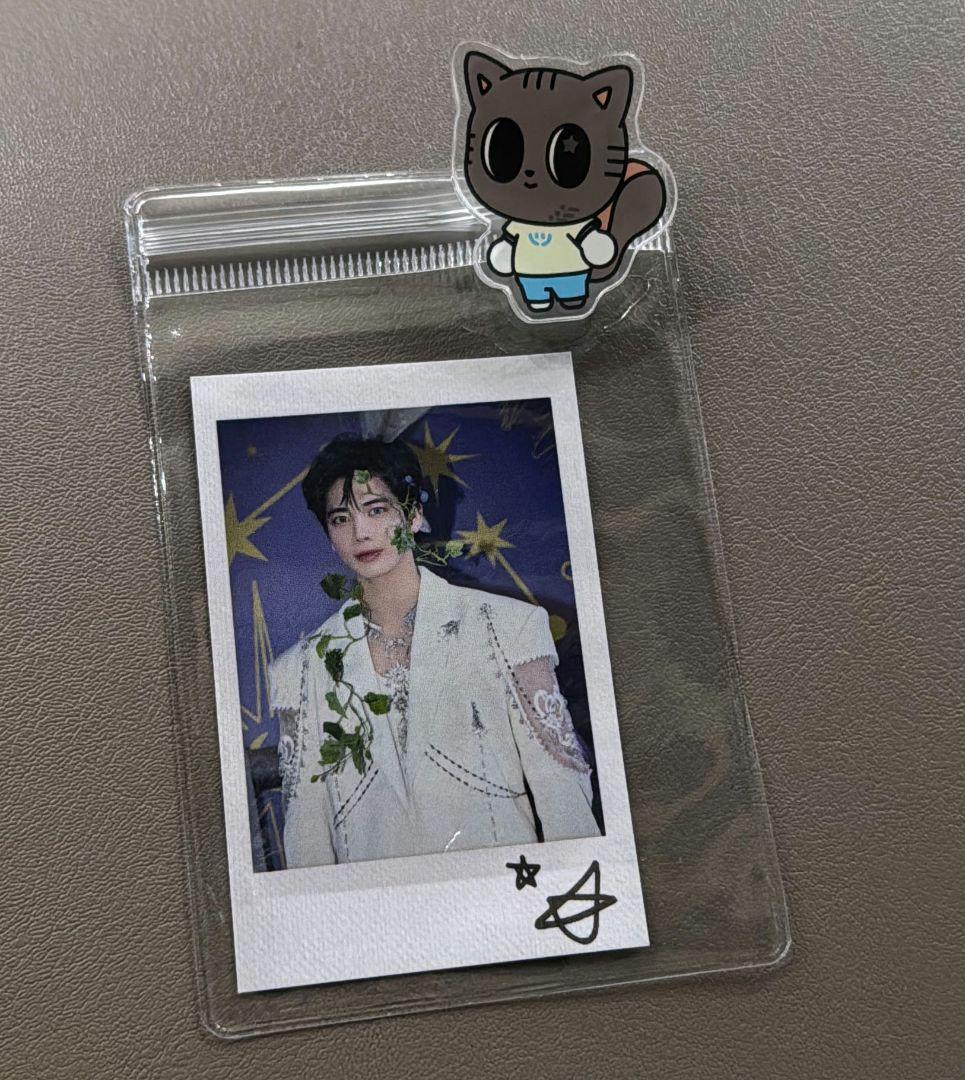 

[Б/У] Корея TXT SBS Gayo Daejeon ЛЕТНИЙ Санок Тэхён Полароид