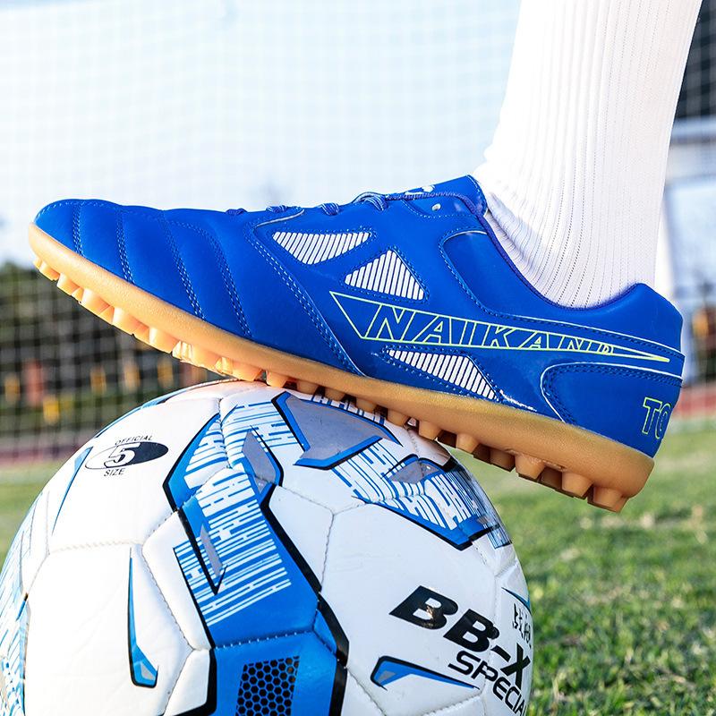 New Spring and Autumn Hot-selling Sports Classmates Broken Nails Grass Football Shoes Outdoor School Training Spikes