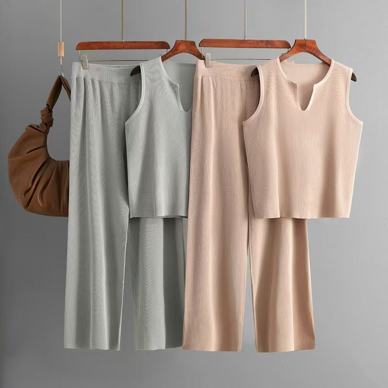 Fashion Wind New Fashion Casual Knitting Vest Pants Suit Knitted Vest and Pants Set