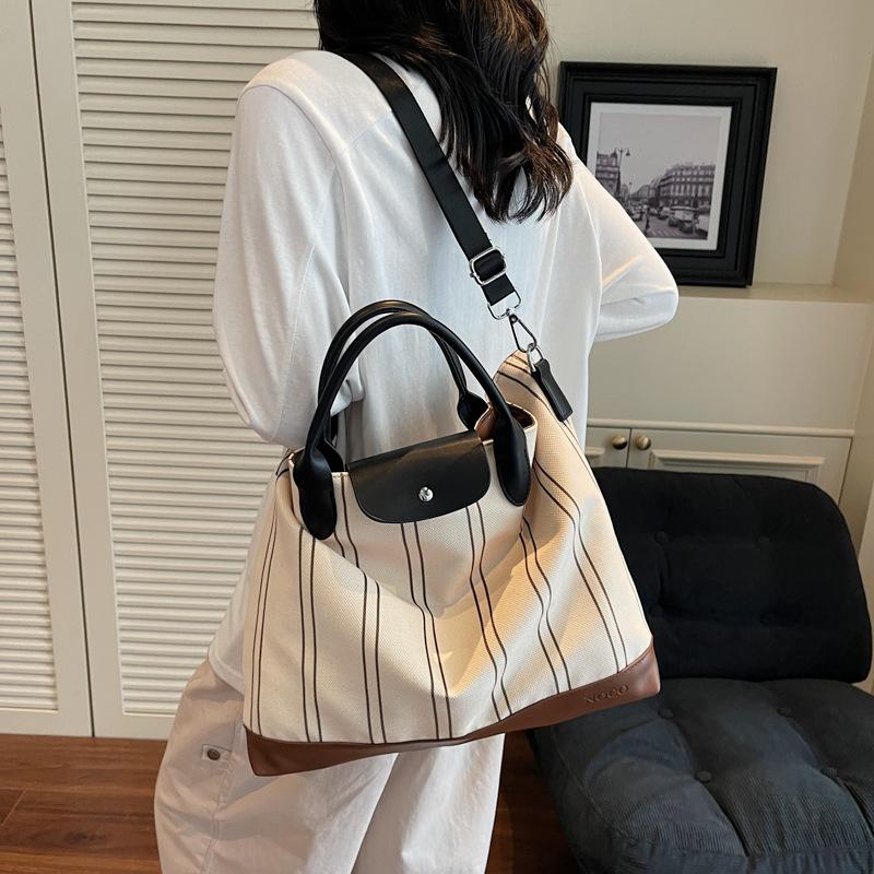 Große Kapazität Nische gestreifte Tragetasche Damen Premium-Sinn Tasche Sommer vielseitige Umhängetasche