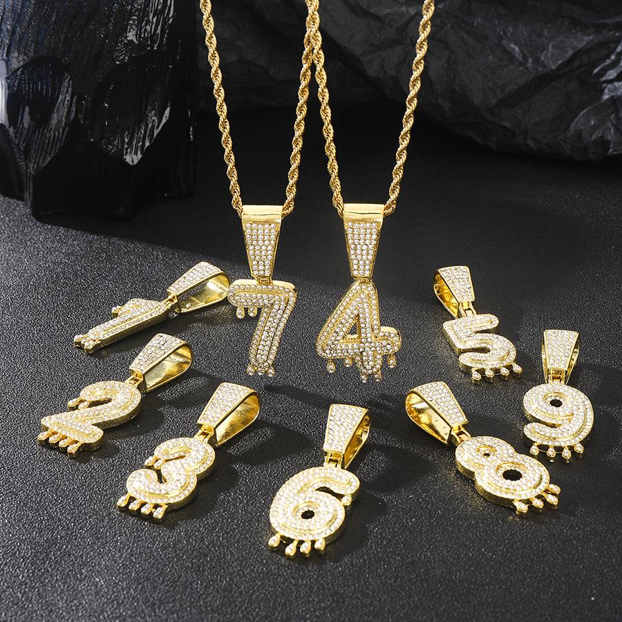 Set di collane con pendente 3D con numeri arabi in strass, stile europeo e americano, con catene cubane e a spirale in lega