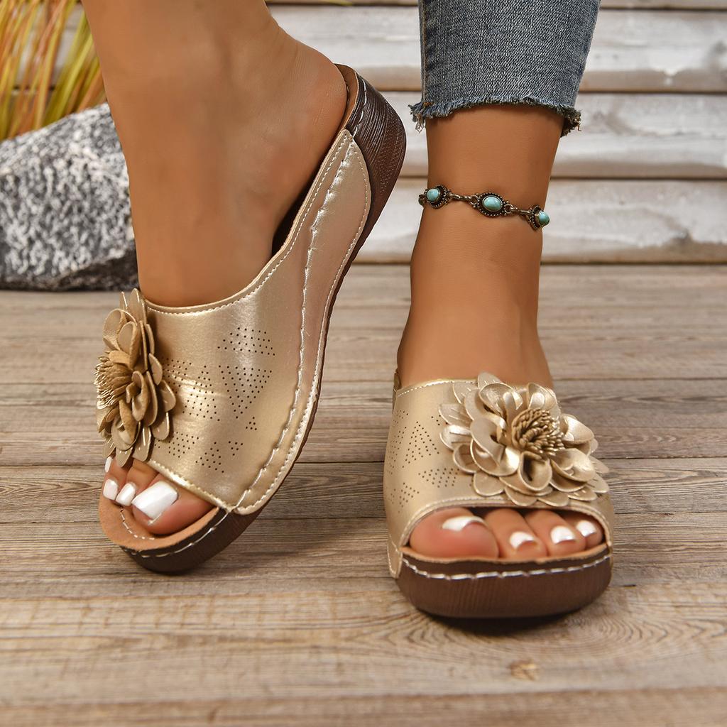 Large Platform Cutout Slipper Women's Floral Wedge Beach Sandal