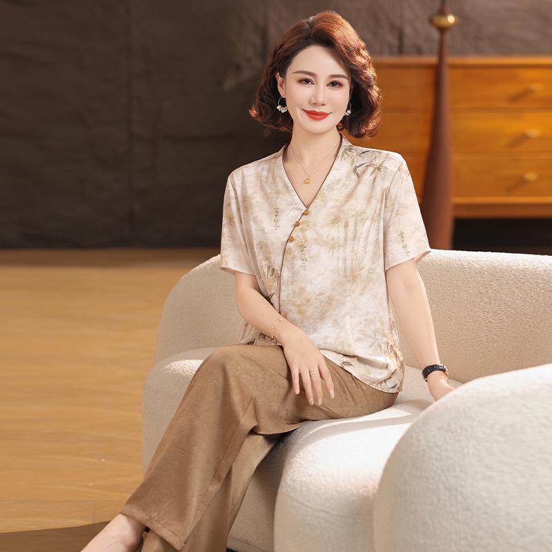 2026 New Summer Two-Piece Set: Elegant Short-Sleeve Top for Mothers & Elderly Women