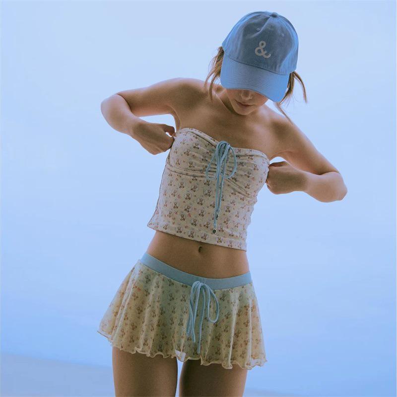 

Бикини «Чистое желание» 2025: Роскошный купальник-бандо для сияющей кожи и стильных пляжных каникул XL