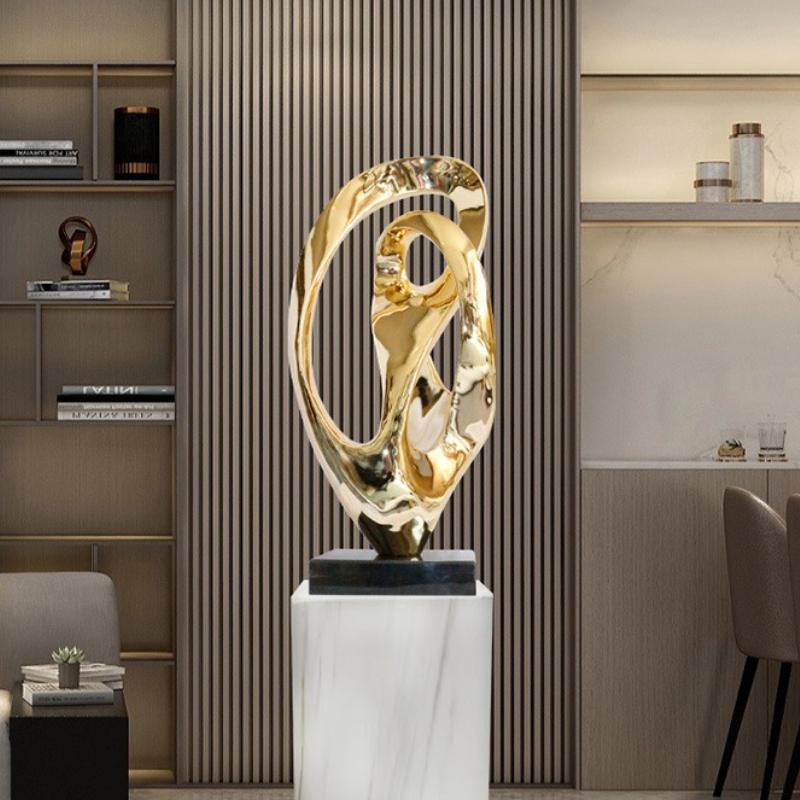Modern Figurines Luxury Statues Interior Large Aesthetic Creative Miniatures Living Room Art Resin Retro Decoration Accessories