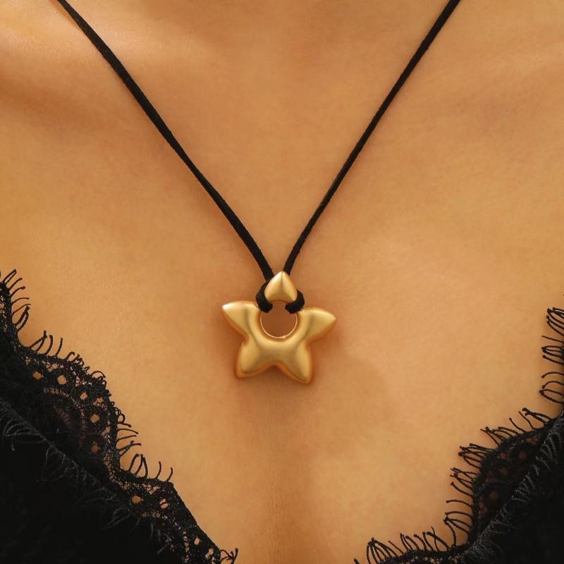 New Korean Fashion Hollow Star Pentagram Flower Pendant Necklace for Women Men Black Rope Chain Choker Y2k Party Jewelry