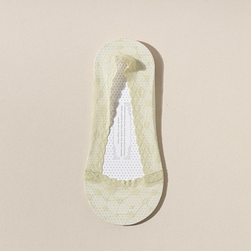New Women's Non-Slip Invisible Lace Boat Socks - Thin, Hollow, Shallow Bed Sock Design