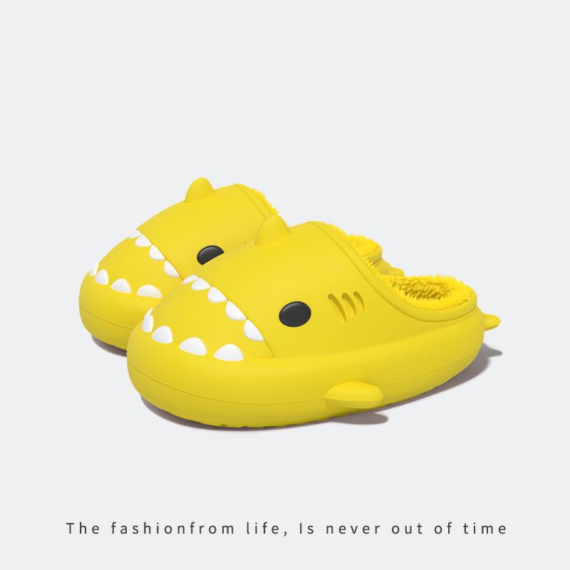 

2024 Autumn/Winter Waterproof Shark Cotton Slippers: Warm Parent-Child Home Shoes 210 [For 20cm foot]
