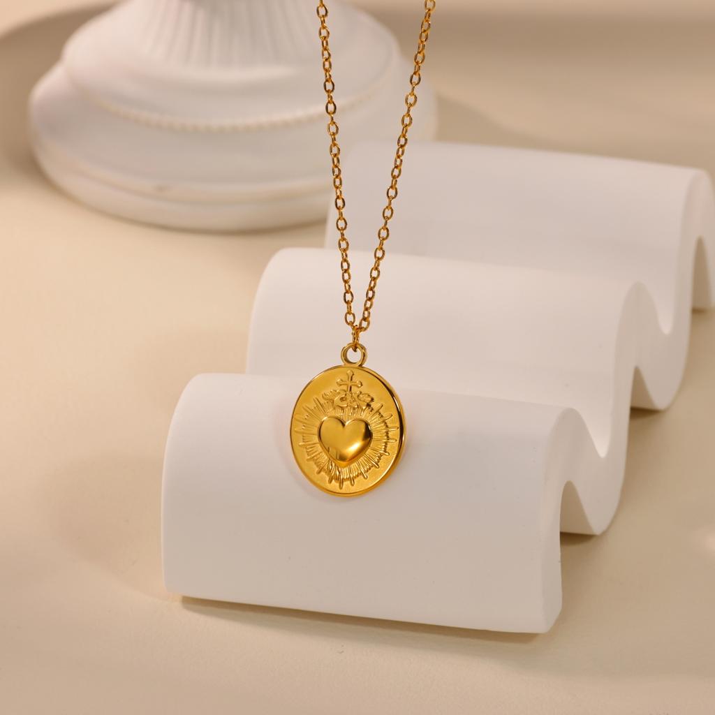 Vintage Geometric Heart Cross Necklaces For Women Stainless Steel Heart Pendant Necklace Party Wedding Christmas Jewelry Gift