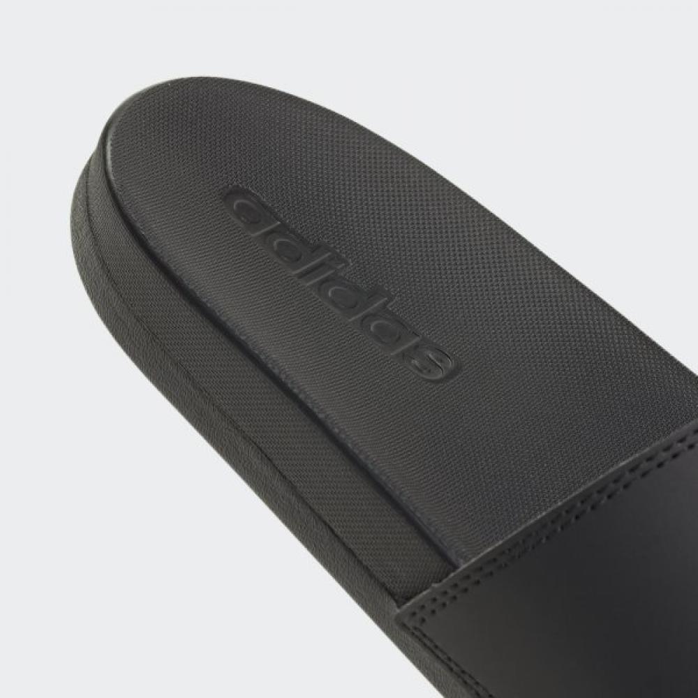 Adidas Unisex Adilette Comfort Slide With Good Cushioning