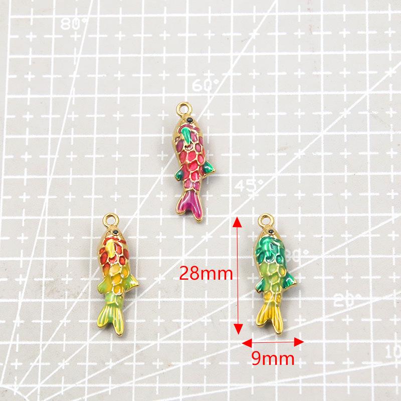 Vintage Fischförmiger Emaillierter Anhänger: 3 Farben, 9x28mm Edelstahl für DIY-Halsketten & Armbänder