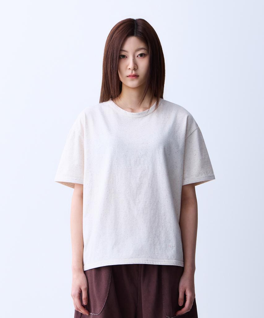 ADERNM Natural Sprinkle Round Neck T-Shirt Oatmeal