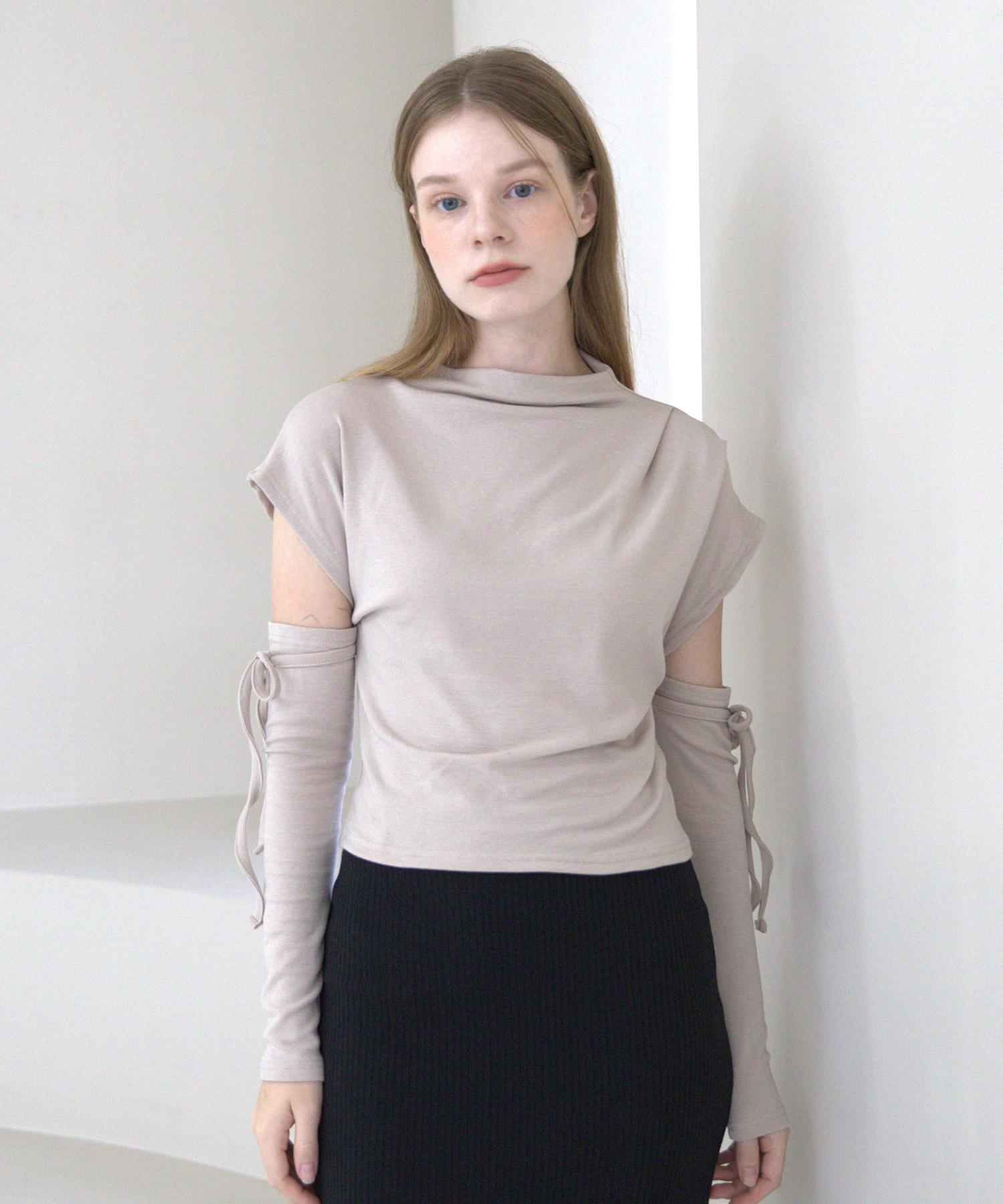 Kathrin Half-Neck Cutout T-Shirt (Brown) Brown