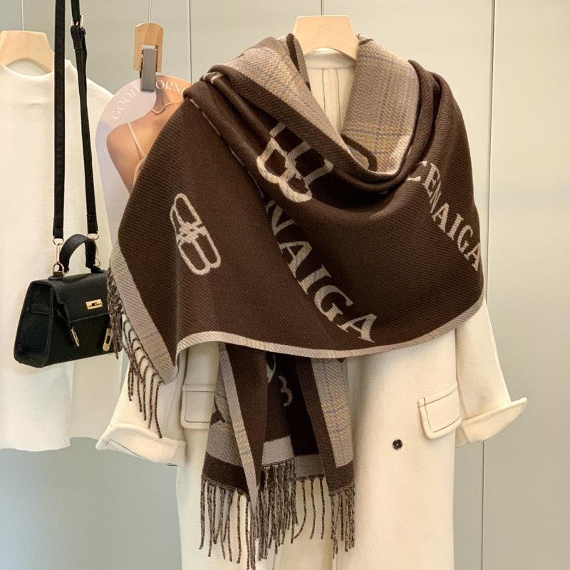 

Розкішний жіночий двосторонній шарф з кашеміровим відчуттям з китицями – Високоякісна, універсальна, тепла шаль для осені та зими