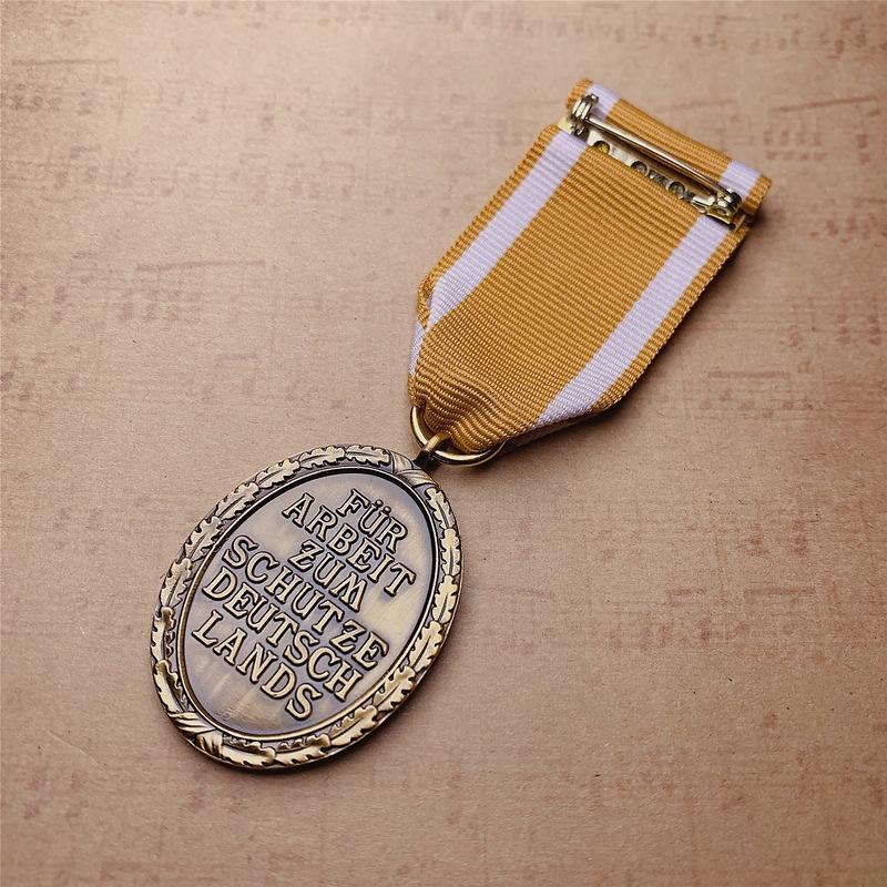 German Western Front Defense Medal, Western Wall Medal, Metal Badge, Brooch, Accessory, Pendant