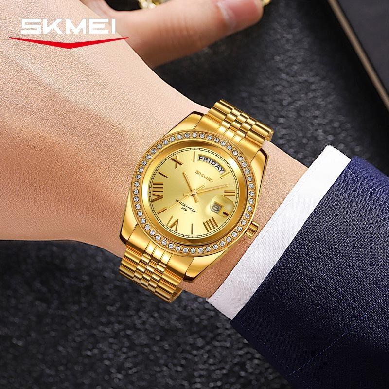 Mens Analog Quartz Watch Diamond Encrusted Bezel Day & Date Display Waterproof Stainless Steel Band