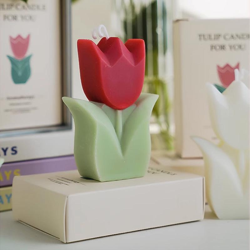 Tulip Scented Candle Gift Figurine - Flower Shaped Wax with Fragrance