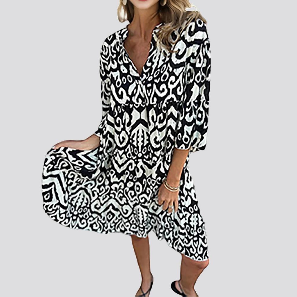Women's Fashionable V-neck Fresh Printed Temperament Five Quarter Sleeve Dress