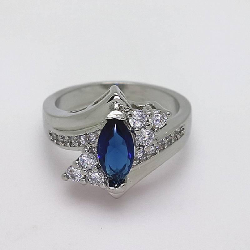 Stunning Blue Geometric Ring Crafted With Copper For Elegant Fashion Statement