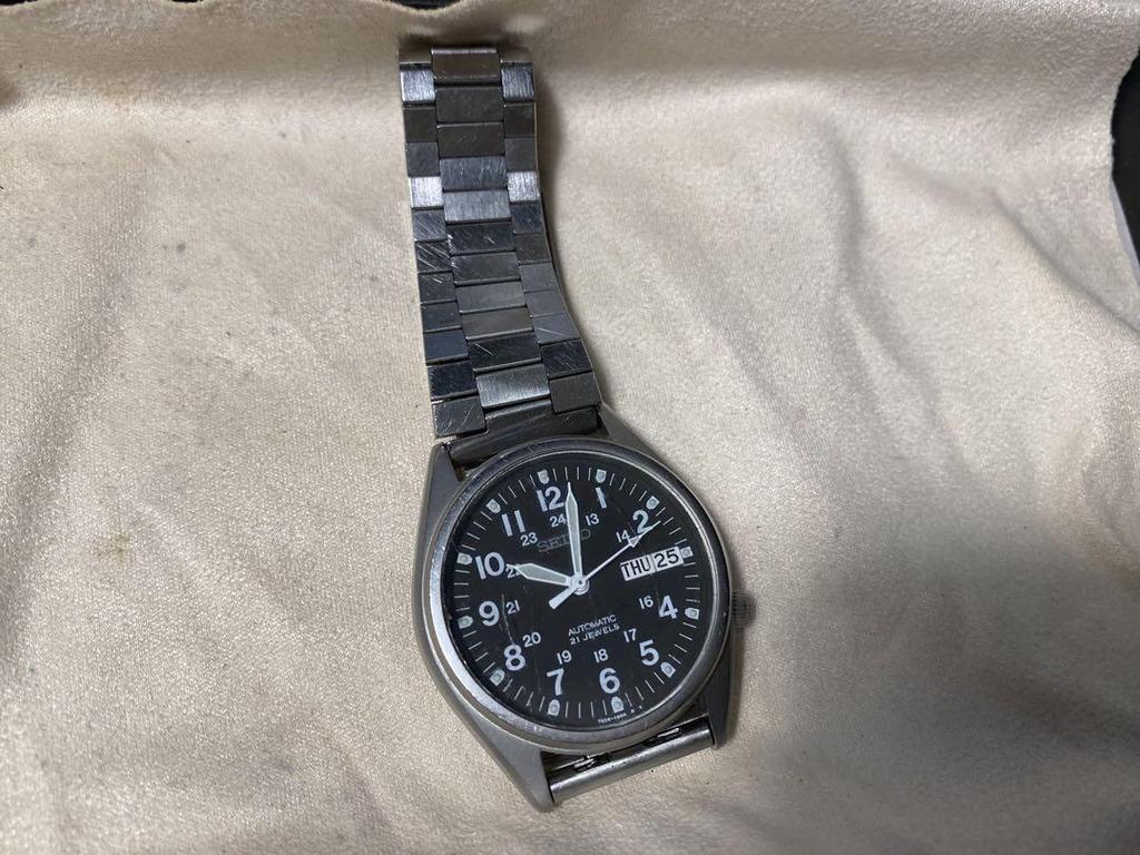 [USED] SEIKO fully automatic watch, date display, fully functional, 35mm x 17cm, valuable item details