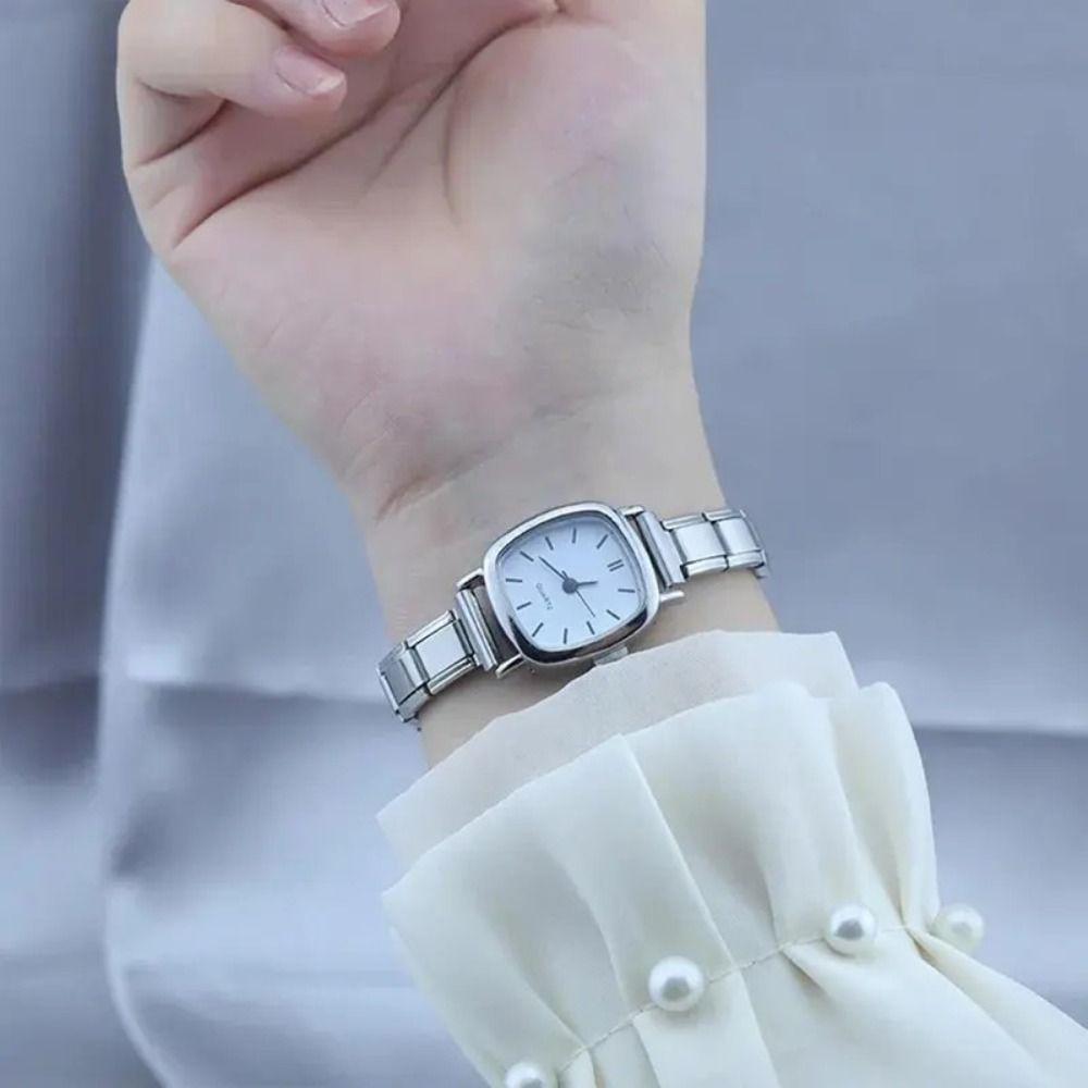 Versatile Luxury Wrist Watches Square Small Dial Womens Quartz Wristwatch Ladies Bracelet Watch